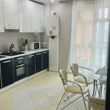 Сдается 1-комнатная квартира, 52,9 м²