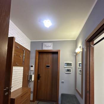 Сдается 1-комнатная квартира, 52 м²