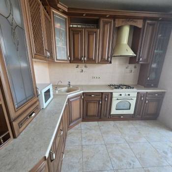 Сдается 1-комнатная квартира, 60 м²