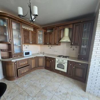 Сдается 1-комнатная квартира, 60 м²