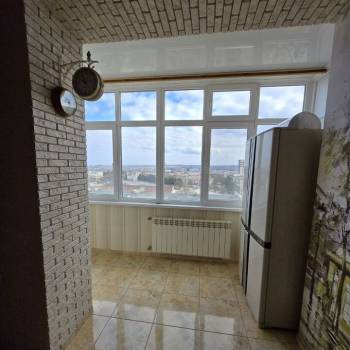 Сдается 1-комнатная квартира, 60 м²