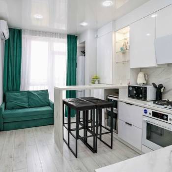 Продается 1-комнатная квартира, 42 м²