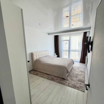 Продается 1-комнатная квартира, 42 м²