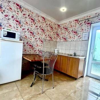 Сдается 1-комнатная квартира, 456,3 м²