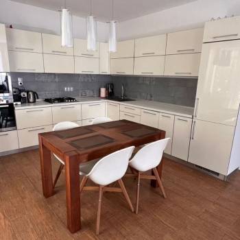 Сдается Дом, 270 м²