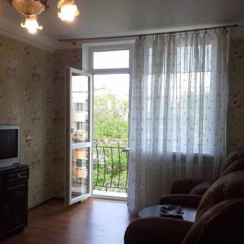 Сдается 1-комнатная квартира, 35 м²