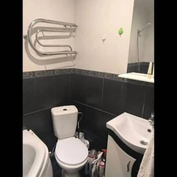 Продается 1-комнатная квартира, 43 м²