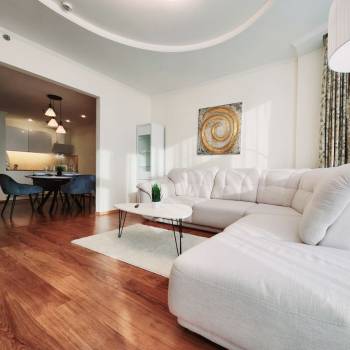 Сдается 2-х комнатная квартира, 85 м²