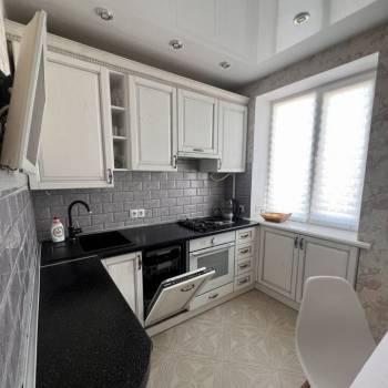 Сдается Многокомнатная квартира, 60 м²