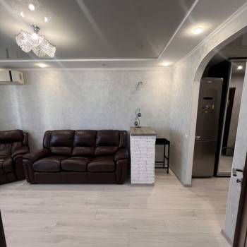 Сдается Многокомнатная квартира, 60 м²
