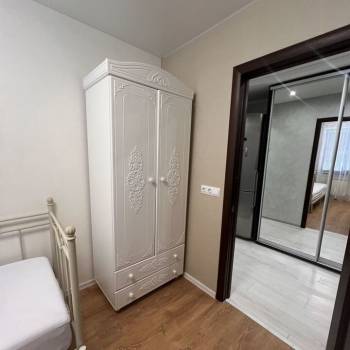 Сдается Многокомнатная квартира, 60 м²
