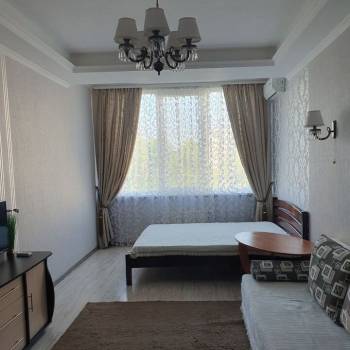 Продается 1-комнатная квартира, 43 м²