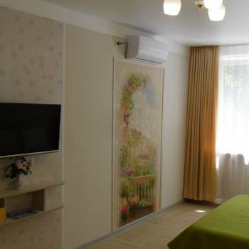 Сдается 1-комнатная квартира, 42 м²