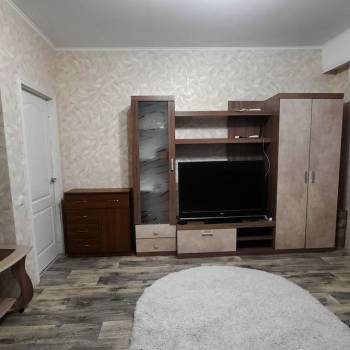 Сдается 1-комнатная квартира, 43 м²