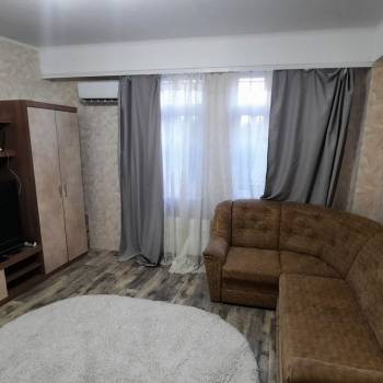 Сдается 1-комнатная квартира, 43 м²