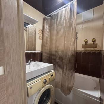 Сдается Многокомнатная квартира, 52 м²
