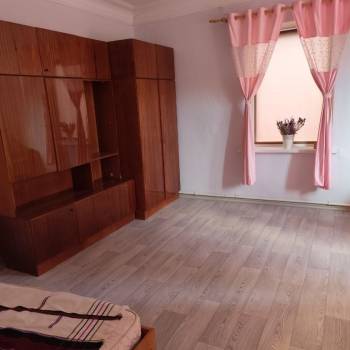 Сдается Многокомнатная квартира, 80 м²