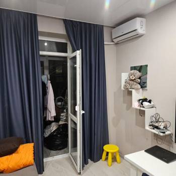 Продается 1-комнатная квартира, 49,6 м²