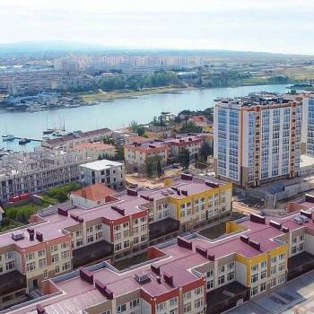 Продается 1-комнатная квартира, 45 м²