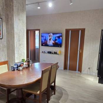 Сдается Многокомнатная квартира, 55 м²