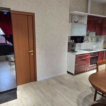 Сдается Многокомнатная квартира, 55 м²