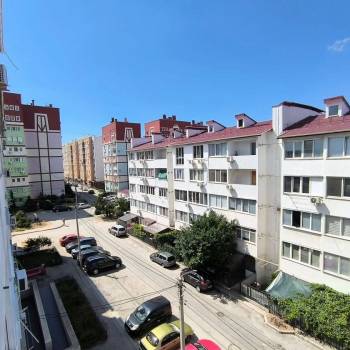 Продается 1-комнатная квартира, 45,3 м²