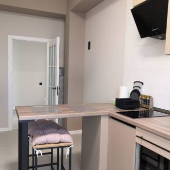 Продается 1-комнатная квартира, 40,9 м²