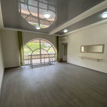 Сдается Нежилое помещение, 122 м²