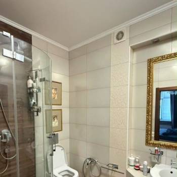 Сдается Многокомнатная квартира, 135 м²