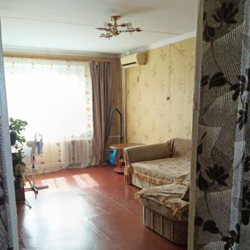 Продается 1-комнатная квартира, 41 м²