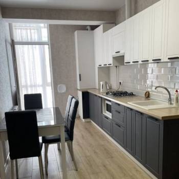 Сдается 1-комнатная квартира, 48 м²