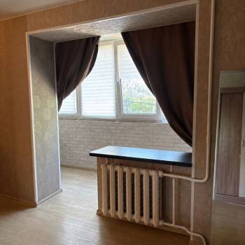Продается 1-комнатная квартира, 35 м²
