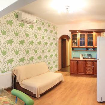 Сдается 1-комнатная квартира, 52 м²