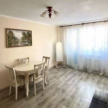 Продается 3-х комнатная квартира, 62 м²
