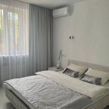 Продается 2-х комнатная квартира, 42 м²