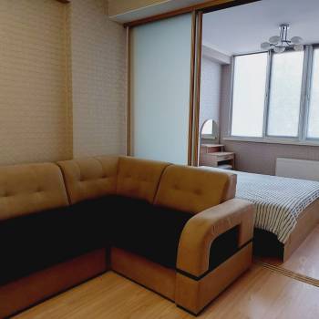 Сдается 1-комнатная квартира, 43 м²