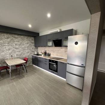 Сдается 2-х комнатная квартира, 62 м²