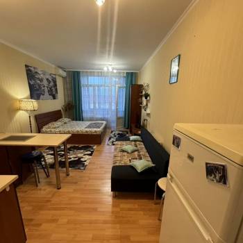 Сдается 1-комнатная квартира, 50 м²