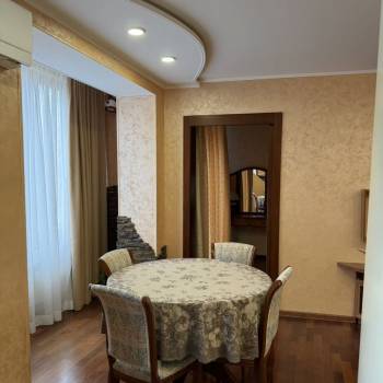 Сдается Многокомнатная квартира, 56 м²