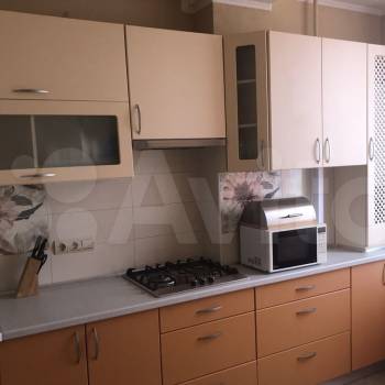Сдается 1-комнатная квартира, 43 м²