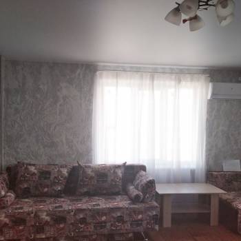 Сдается 1-комнатная квартира, 45 м²