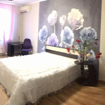 Сдается 1-комнатная квартира, 60 м²