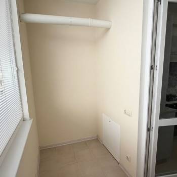 Продается 1-комнатная квартира, 38 м²