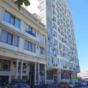 Сдается 1-комнатная квартира, 55,5 м²