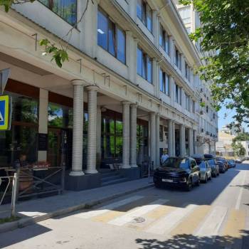 Сдается 1-комнатная квартира, 55,5 м²