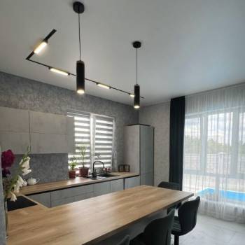Продается Дом, 210 м²