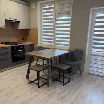 Сдается 2-х комнатная квартира, 80 м²