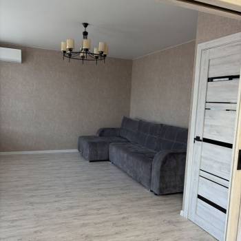 Сдается 2-х комнатная квартира, 80 м²