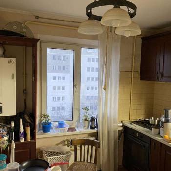 Продается Многокомнатная квартира, 90 м²
