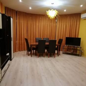 Сдается 2-х комнатная квартира, 78 м²